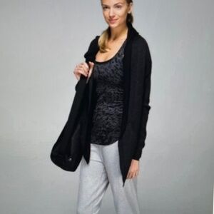 Lululemon Cabin Yogi Wrap Reversible Charcoal Gray/Black